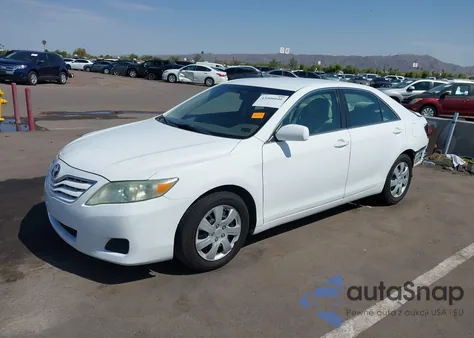 2010 Toyota Camry Le z USA, uszkodzony, nr VIN 4T1BF3EK1AU548887
